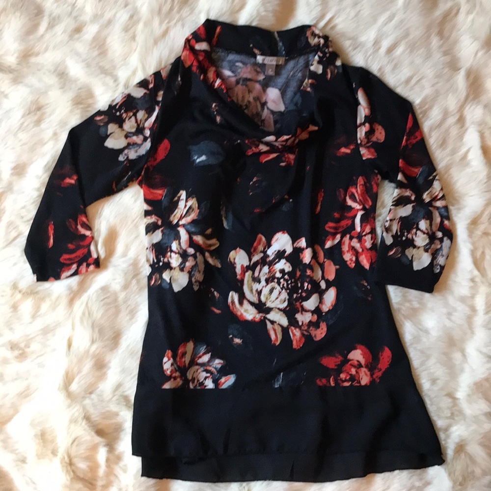 ROZ & ALI 3/4 SLEEVE BLACK SWEATER